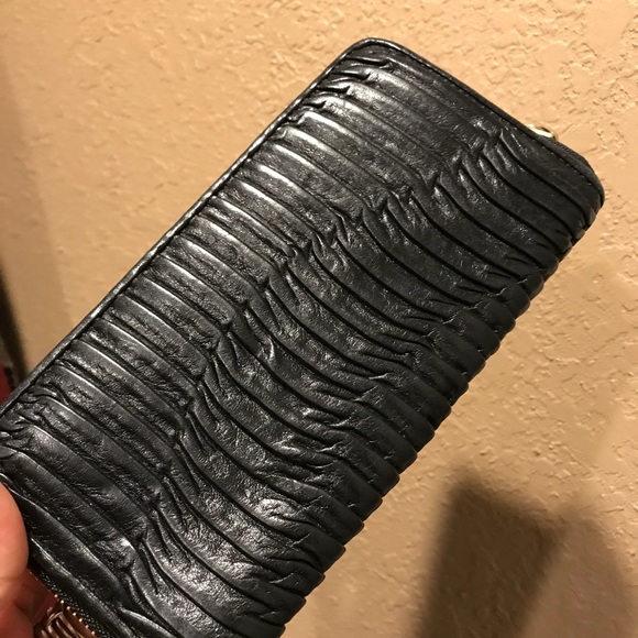 Coach Wallet - Picture 7 of 7